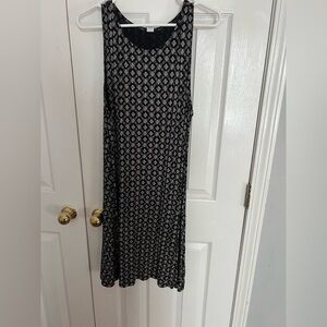 Old Navy Black and White Geometric Midi Dress